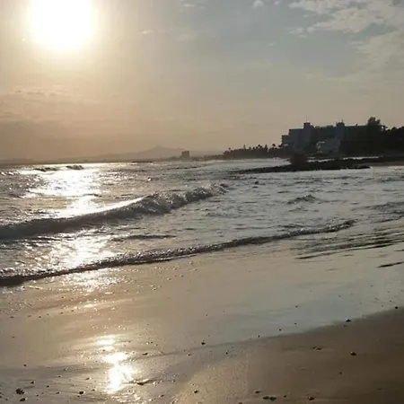 빌라 Sea Heart Beachfront 필라