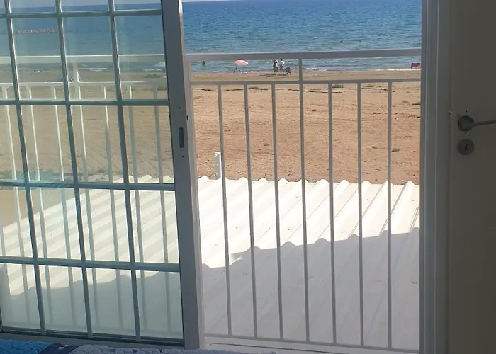 Sea Heart Beachfront Vila